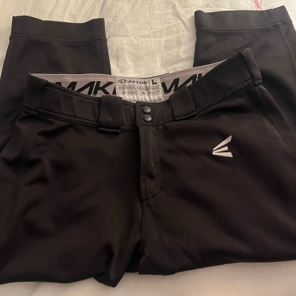 Easton Black Women's Chinos